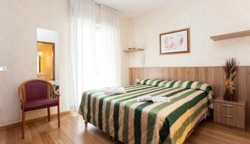Studio (1 Adult)