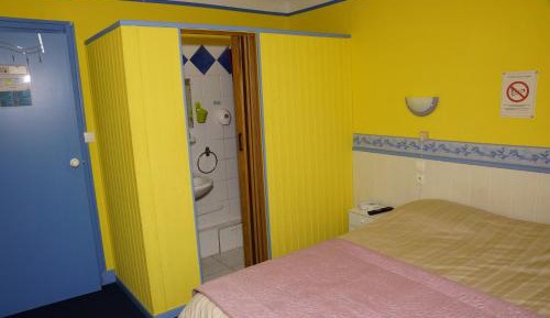 Double Room with Shared Toilet