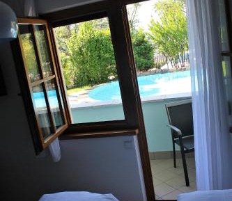 Double Room with Pool View