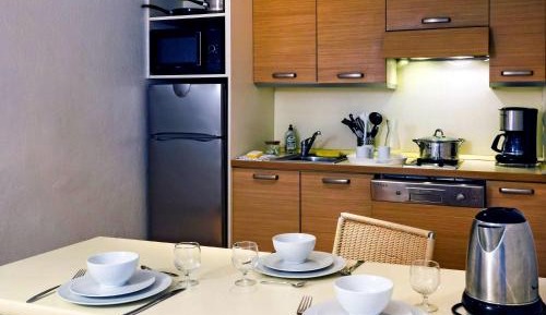 One-Bedroom Apartment with Sea View (4 Adults)