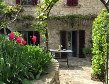 Apartment with Garden