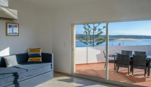 One-Bedroom Apartment (4+2 Adults) 