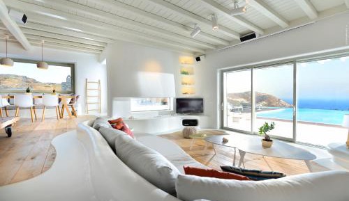 Villa with Sea View