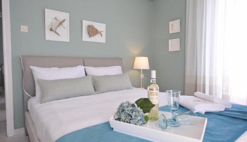 Two-Bedroom Apartment (4 Adults)