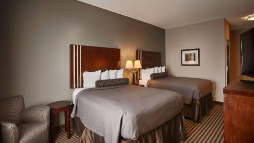 Queen Room with Two Queen Beds - Non-Smoking