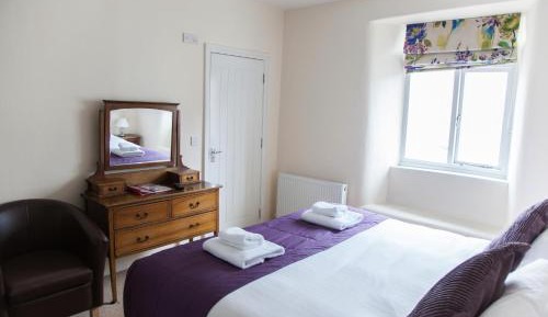 Double Room (Mole)