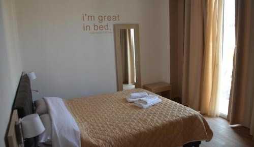 Deluxe Studio  (2 Adults)