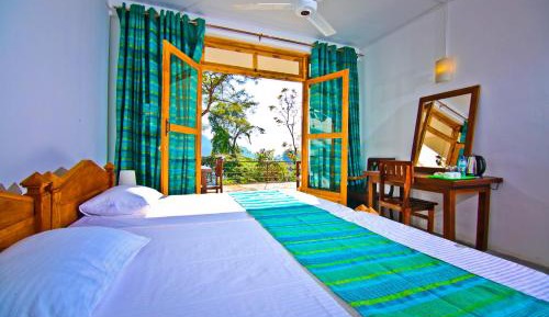 Twin Room with Mountain View