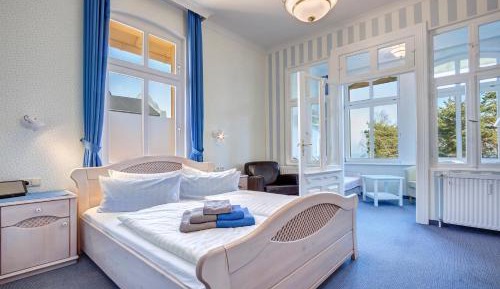 Deluxe Double Room with Sea View