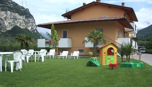 Two-Bedroom Apartment (4 Adults)