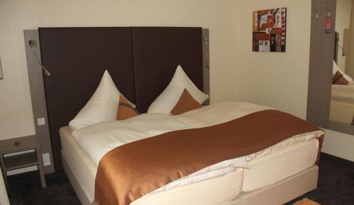 Double Room with Spa Bath