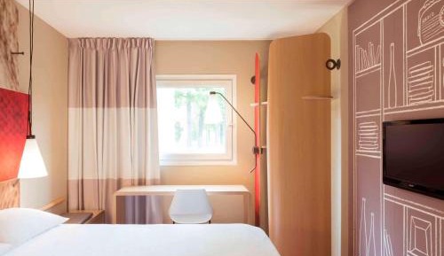 Standard Room with 1 Double Bed