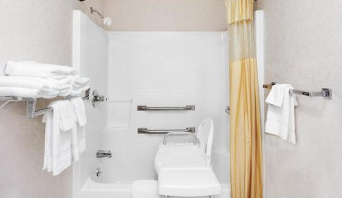 Queen Room with Two Queen Beds - Disability Access/Non-Smoking
