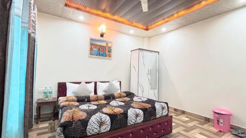 Double Room with Mountain View