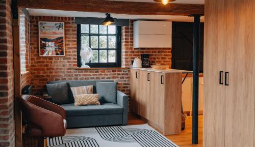 Standard Studio