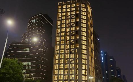 Two-Bedroom Deluxe Apartment