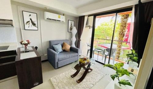 One-Bedroom Apartment with Balcony and Water View