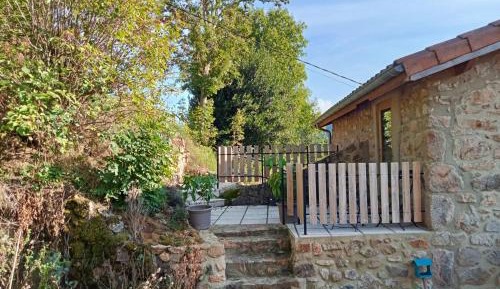 One-Bedroom Apartment with Garden View