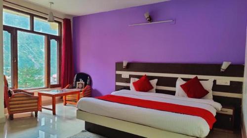 Double Room with Mountain View