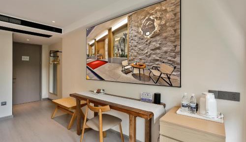 Twin Room with View