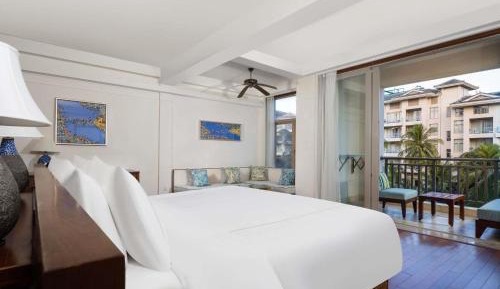 Swiss Select Room, 1 King Size Bed，Pool View	