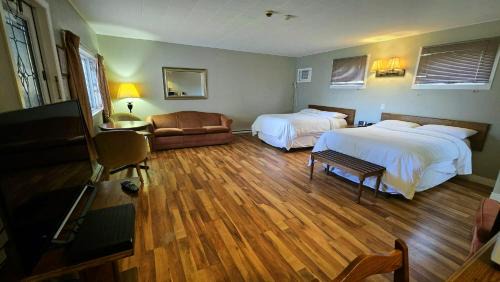 Double Room with Extra Bed
