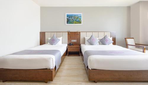 Deluxe Twin Room with Sea View