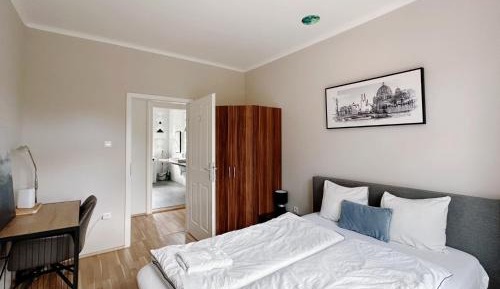 Double Room with Shared Bathroom