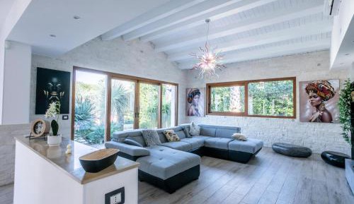 Three-Bedroom Holiday Home 