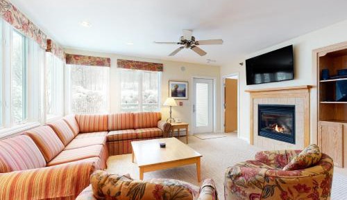 Two Bedroom Apartment 