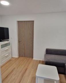 Deluxe Studio