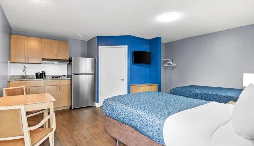 Double Room with Two Double Beds - Non-Smoking