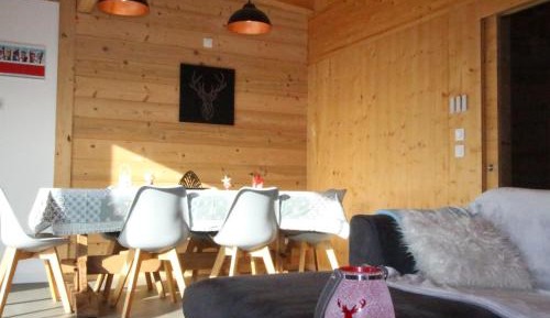 Chalet (12 Adults)