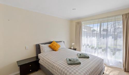 Four-Bedroom Holiday Home