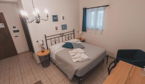 Triple Room with Terrace