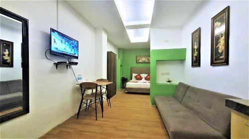 Basic Triple Room