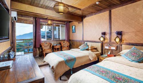 Double Room with Mountain View