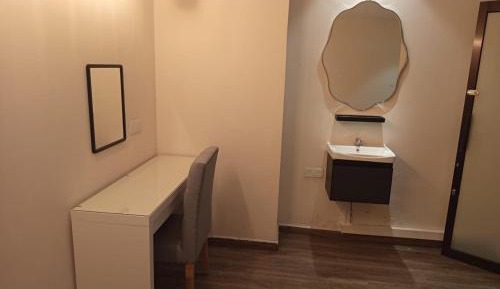 Suite with Hot Tub