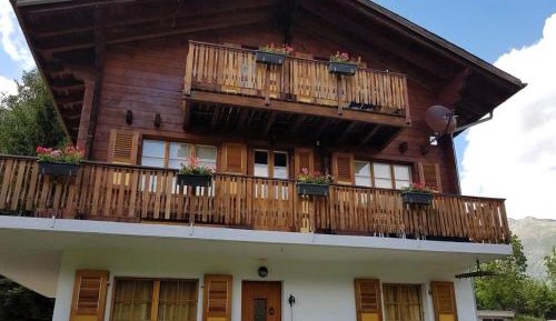 Six-Bedroom Holiday Home
