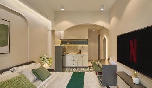 Studio with Balcony
