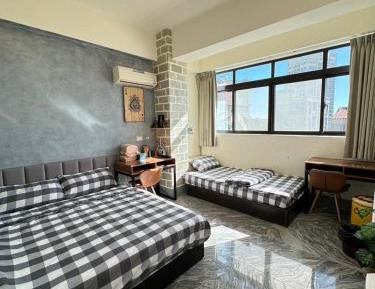 Triple Room with Private Bathroom