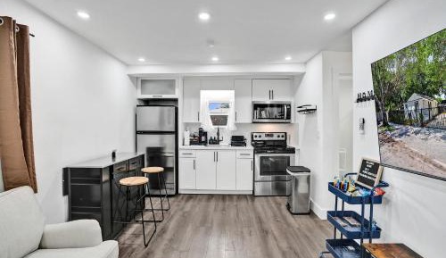 One-Bedroom House