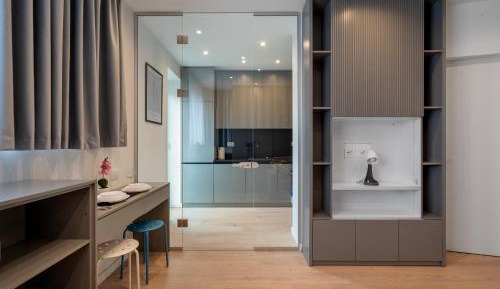 Studio Apartment
