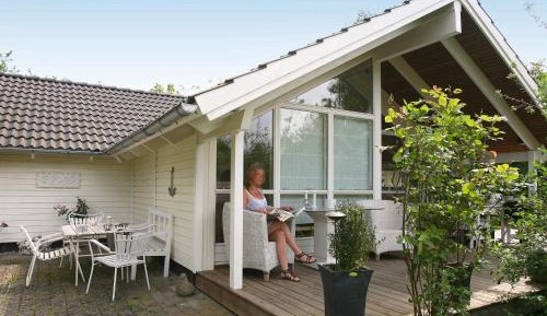 Three-Bedroom Holiday Home 