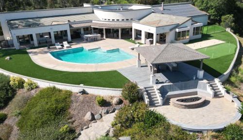 Six-Bedroom House