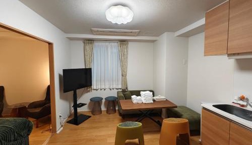 Two-Bedroom Deluxe Apartment with Balcony