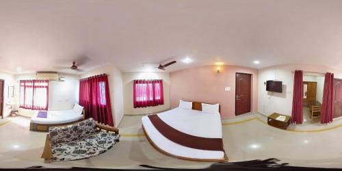 Triple Room with Balcony