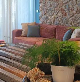 Two-Bedroom Apartment with Terrace and Sea View