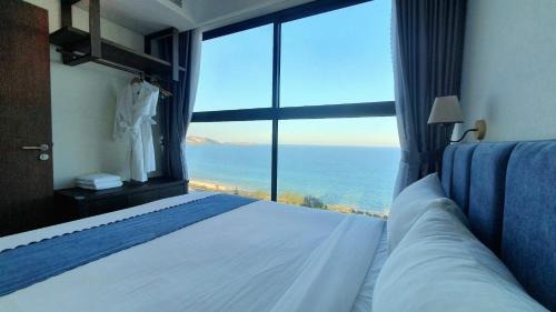 Deluxe Double Room with Sea View