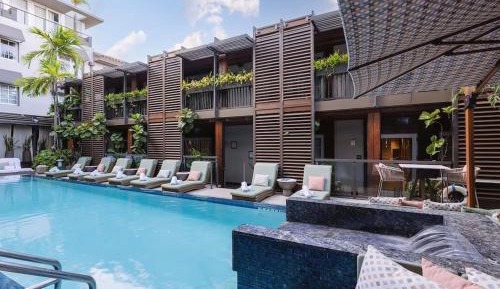 Double or Twin Room with Pool View